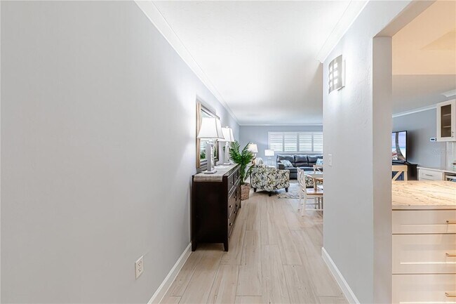 Photo - 616 Flamingo Dr Unit 102