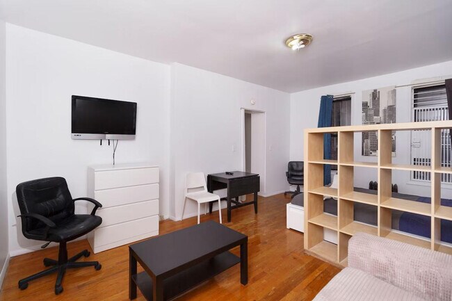 Photo - 131 E 94th St Unit ID1032065P