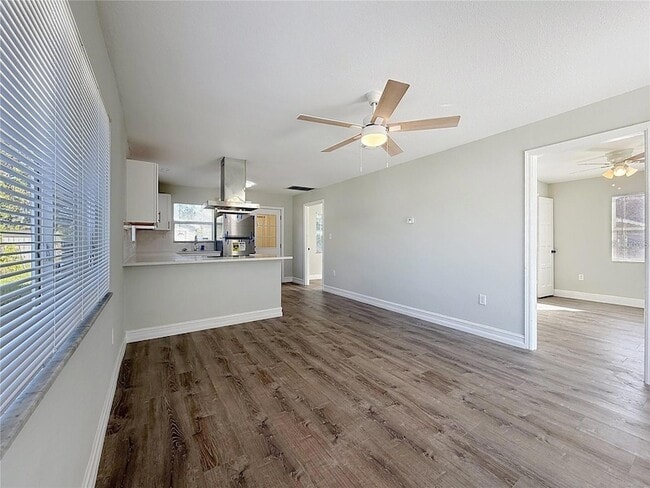 Photo - 2408 E Magnolia St