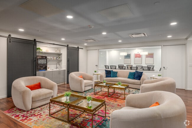 Coffee Lounge - Euclid Grand