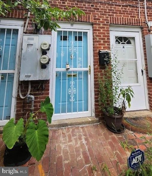 Building Photo - 1422 W St SE