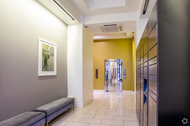 Photo - 1501 Locust St Residential