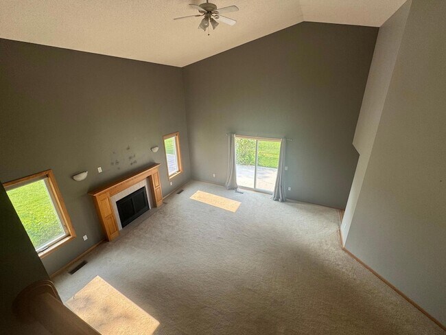Photo - 1908 Prairie Ave SW