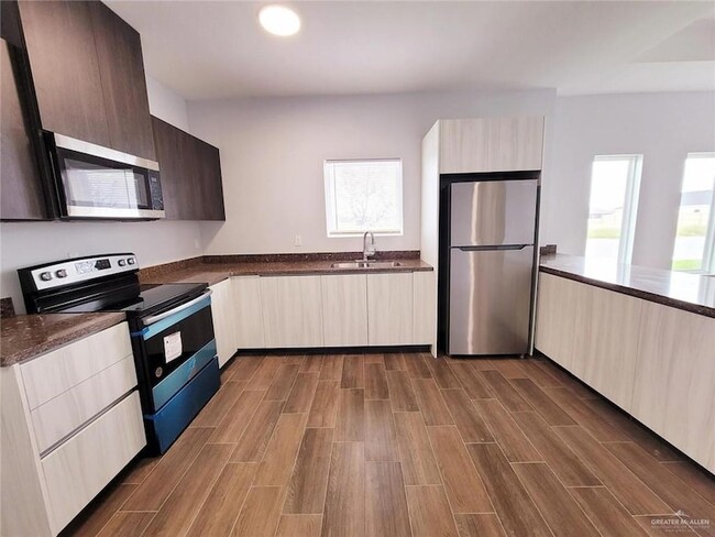 Photo - 3409 Fuerte Ave Unit 1