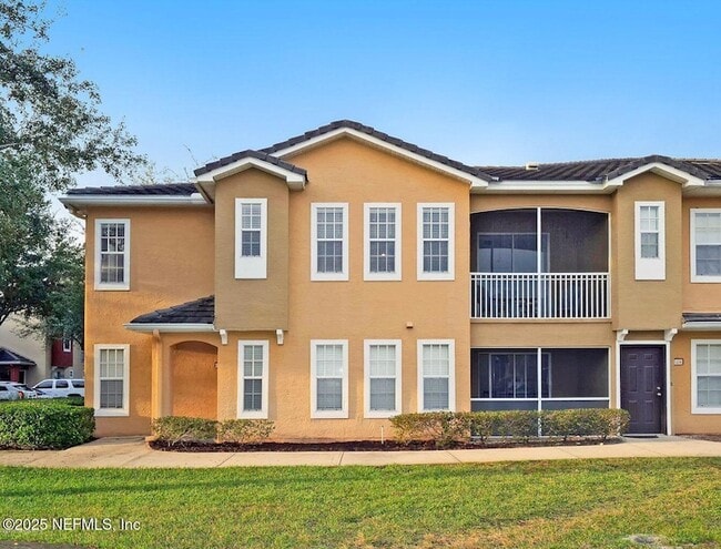 Building Photo - 10075 Gate Pkwy N Unit 2405