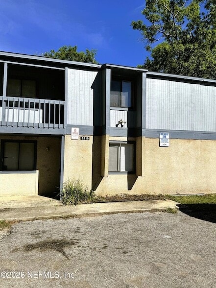 Building Photo - 5219 Westchase Ct Unit 1