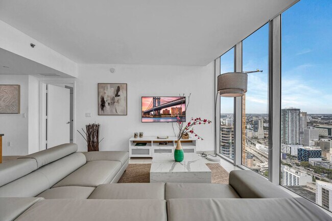 Photo - 485 Brickell Ave Unit SI ID1522104P