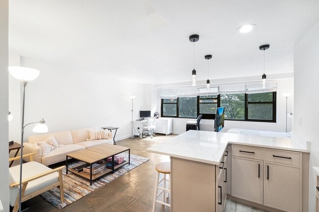 Photo - 201 St Pauls Ave Unit 3W