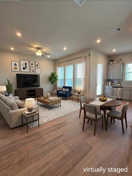 Photo - 1020 Vista View Dr Unit 302