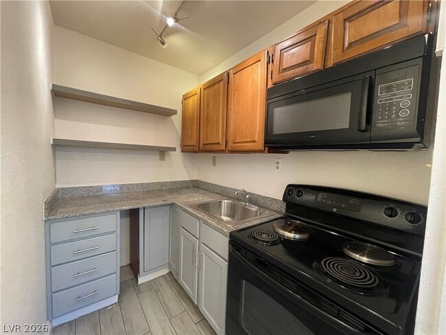 Photo - 405 S 15th St Unit B