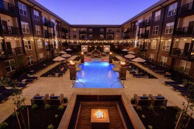 Photo - Taylor House