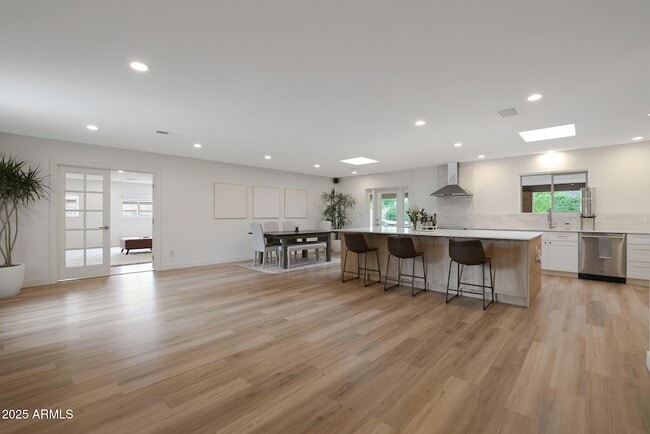 Photo - 2226 E Fairmount Ave