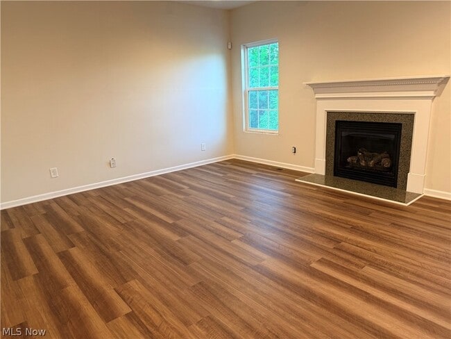 Photo - 5055 Lake Forest Dr