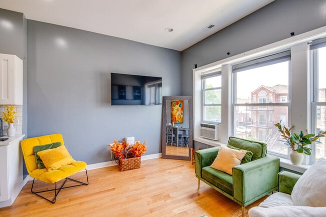 Photo - 4241 S Langley Ave Unit ID1305514P