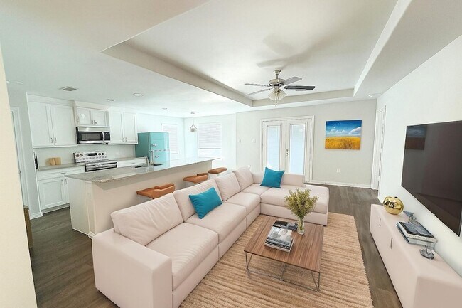 Photo - 228 Teakwood Dr