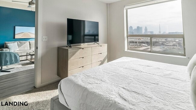 Photo - 825 Usener St Unit 748