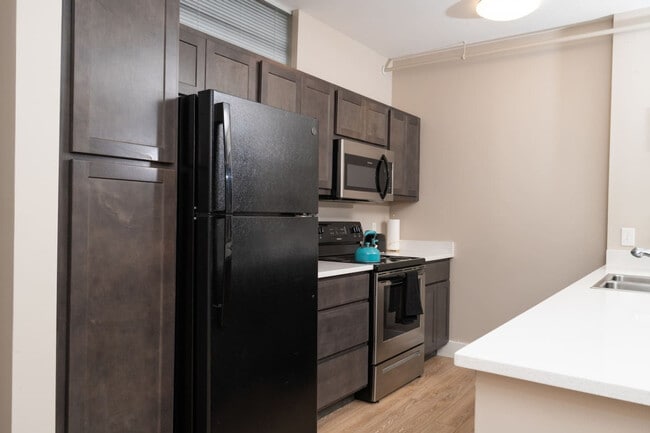 Photo - 515 E Market St Unit ID1228646P