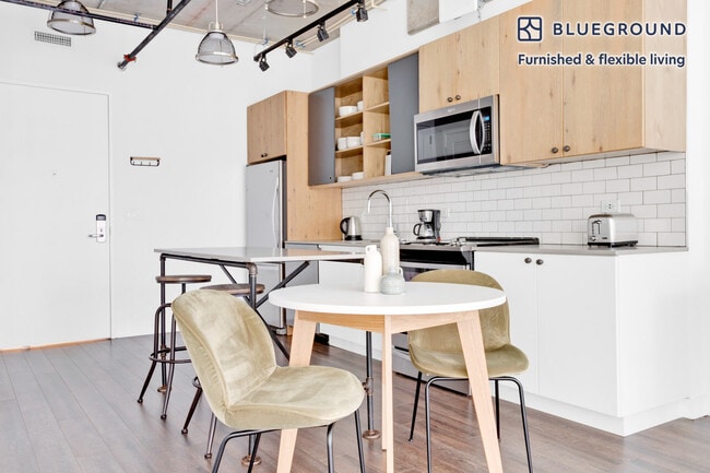 Photo - 1346 4th St SE Unit FL5-ID475