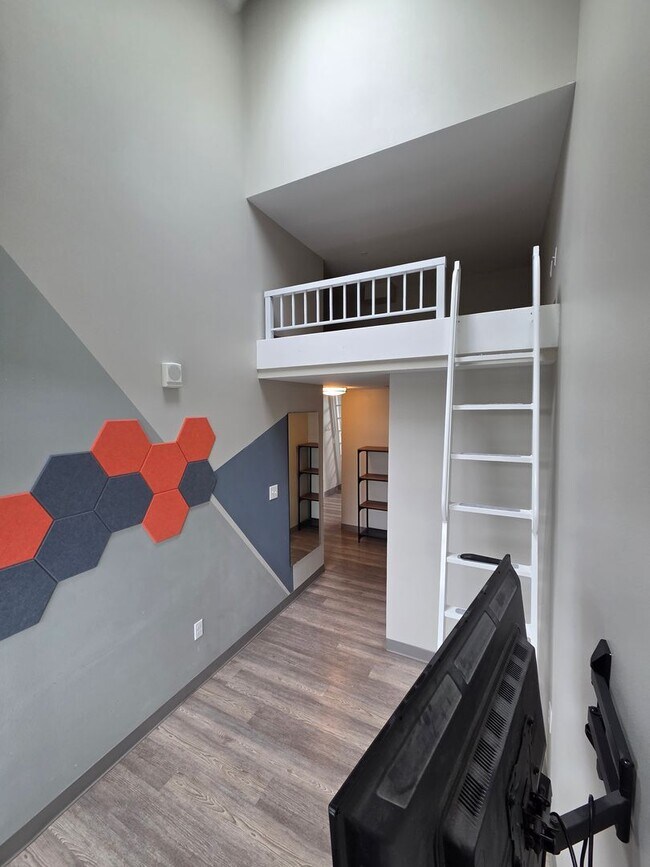 Photo - Madison 2.0 Studios in Capitol Hill!