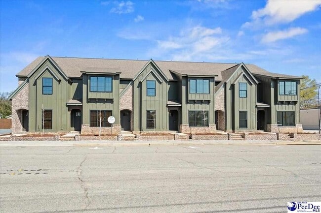 Photo - 501 W Cheves St