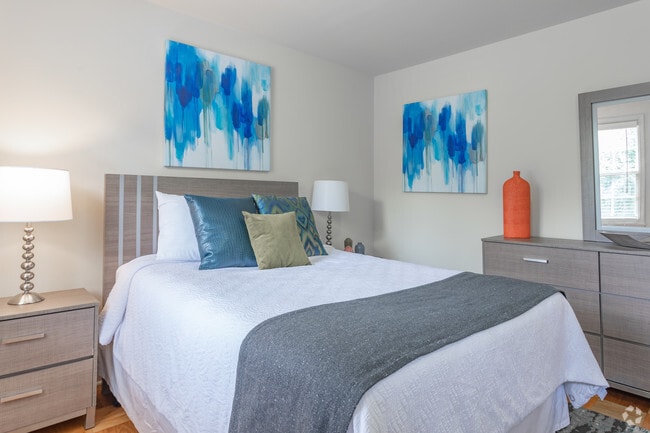 Photo - Ruxton Landing