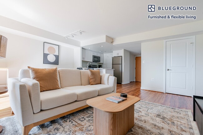 Photo - 2500 Clarendon Blvd Unit FL6-ID1128