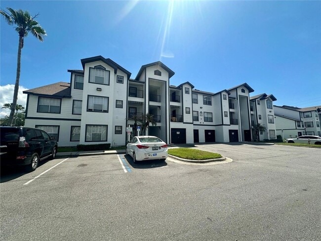 Building Photo - 2213 Grand Cayman Ct Unit 1121