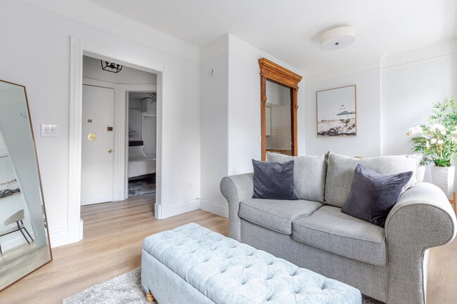 Photo - 177 Waverly Pl Unit FL3-ID1058257P