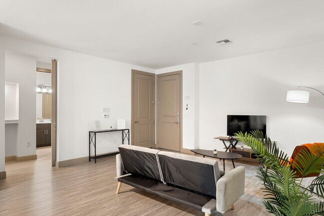 Photo - 555 N College Ave Unit ID1014439P