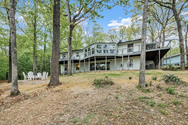 Photo - 16 Brompton Ln Unit ID1241314P