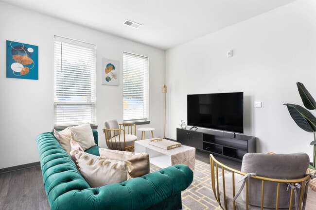 Building Photo - 6105 N Rural St Unit ID1308901P