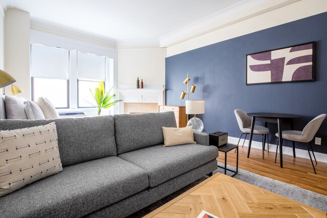 Photo - 62 Boylston St Unit FL5-ID1078