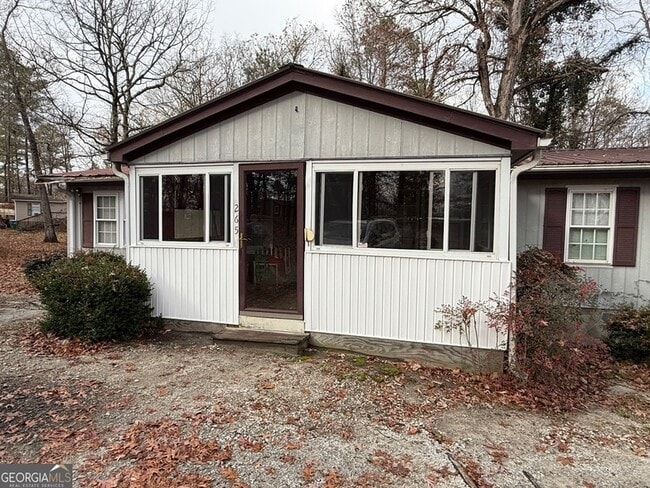 Building Photo - 265 Tanglewood Ln