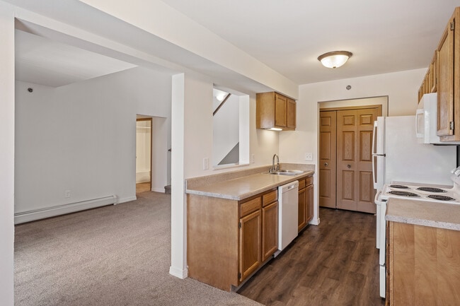 Photo - Highpointe Apartments