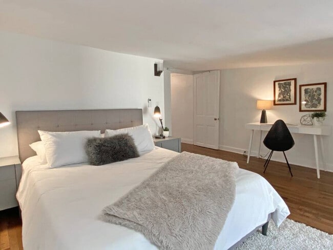 Photo - 1137 Fuller St Unit ID1056020P