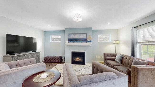 Building Photo - 720 Ravine Ln Unit SI ID1583715P