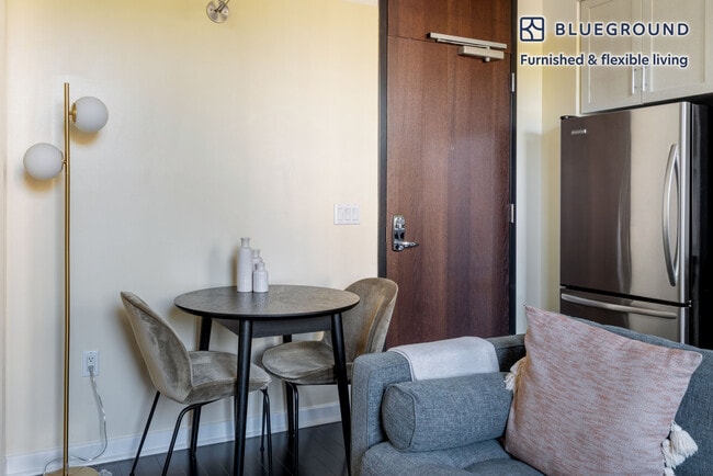 Photo - 1801 Wedemeyer St Unit FL2-ID1456