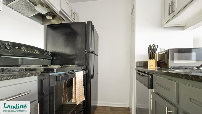Photo - 2030 Northcliffe Dr Unit 201.1408714