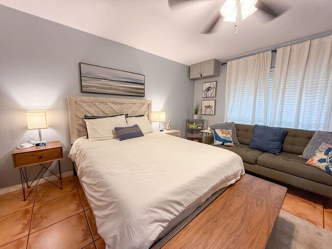 Building Photo - 14898 Granada Dr Unit ID1268412P