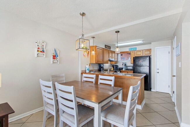 Photo - 633 W Beach Blvd Unit SI ID1541217P