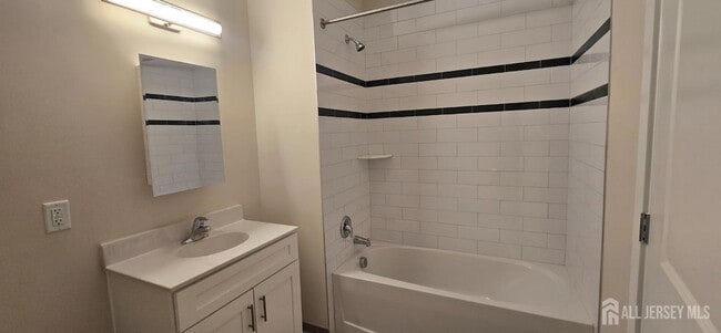 Photo - 211 Henderson Rd Unit 2202