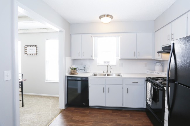 Interior Photo - The Flats at Minor Park