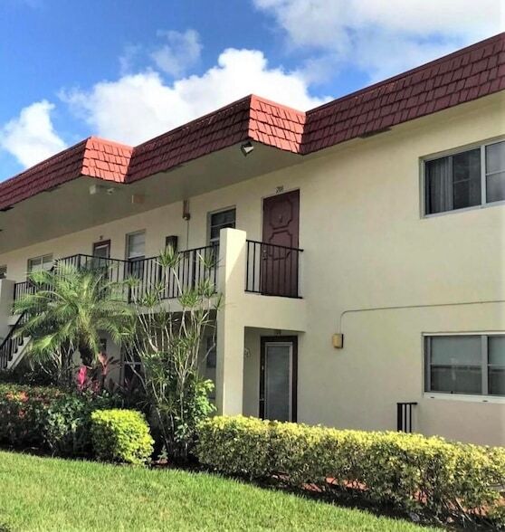 Photo - 19 Abbey Ln Unit 2060