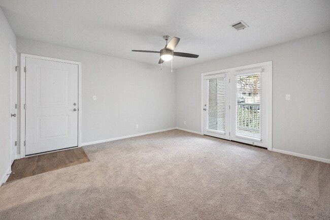 The Bellevue 1 bed/1bath - Whispering Pines