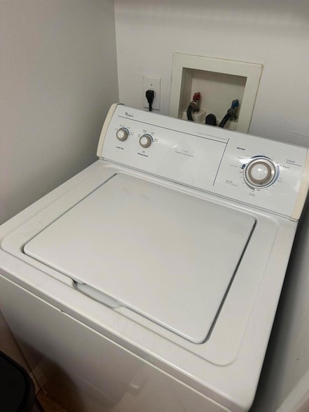 Photo - 400 Scotia Dr Unit 103