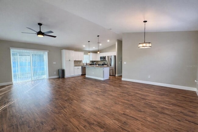 Photo - 5223 Kingsman Ave