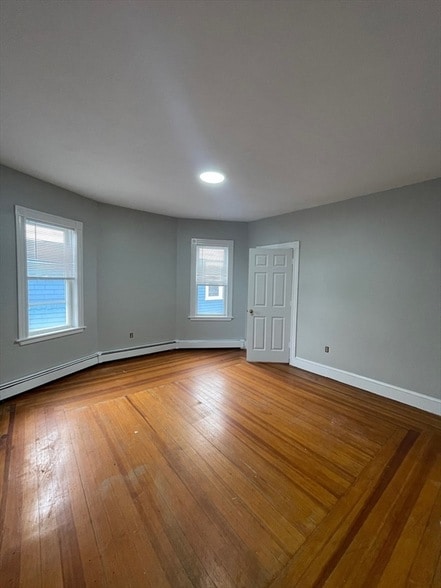 Photo - 475 Norfolk St Unit 3