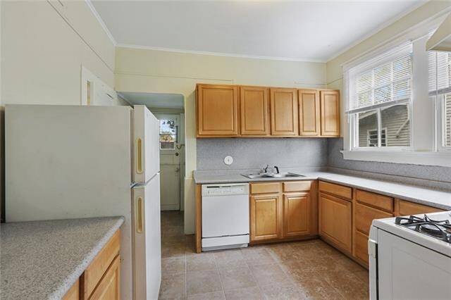 Photo - 2422 Short St