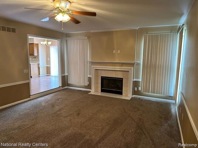 Photo - 1792 Bentley Ct