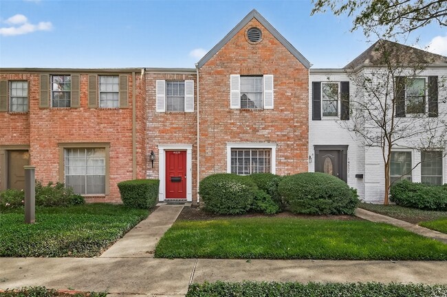 Building Photo - 14535 Misty Meadow Ln